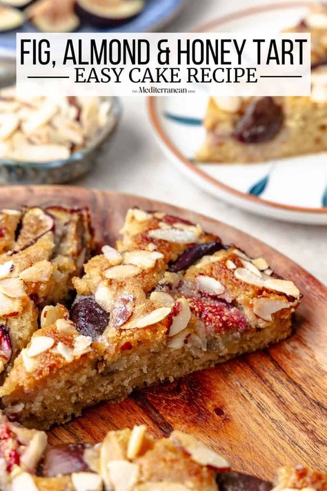 Fig Honey Cake, Fig And Almond Cake, Honey Fig Cake, Mediterranean Fig Recipes, Honey Almond Fig Cake, Figs Dessert Recipes, Baking With Fresh Figs, Fig Bread Recipe Fresh, Fig Cake Recipe Simple