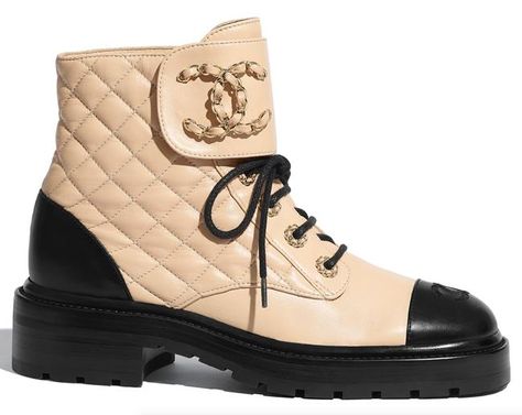 Chanel Black 20a Beige Quilted Cc Chain Combat Lace Up Tie Ankle Boots/Booties Size EU 37 (Approx. US 7) Regular (M, B) - Tradesy Style Combat Boots, Quilted Shoes, Combat Boots Style, Chanel Boots, Brown Knee High Boots, Chanel Brand, Patent Leather Boots, Lace Up Combat Boots, Quilted Pattern