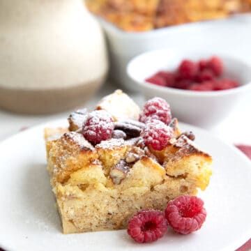 Keto French Toast Casserole Recipe - All Day I Dream About Food Keto French Toast Casserole, Keto French Toast, Keto Stuffing, Bakery Style Cake, French Toast Casserole Recipe, Strata Recipes, Casserole Keto, French Toast Casserole Recipes, Keto Cinnamon Rolls