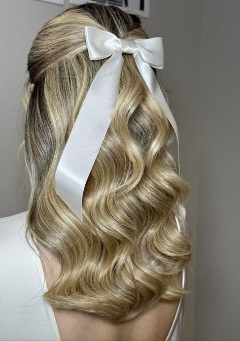 #hair #aesthetic #aesthetictumblr #aestheticphotos #hairstyles #blondehairstyles #bride #bridesmaid #wedding #engagement #white #bridal #bridalhairstyle White Bow Hairstyle Wedding, Barbie Wedding Hairstyles, Fancy Bow Hairstyle, Barbie Wedding Hair, Wedding Hairstyles Bow, Bridesmaid Hair Bow, Bride Hair Bow, Engagement Party Hair, Conformation Hairstyles