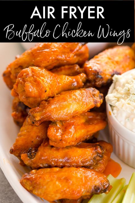 Wings Airfryer, Crispy Air Fryer Chicken Wings, Wings In The Air Fryer, Blue Cheese Dipping Sauce, Air Fryer Buffalo Chicken, Crispy Air Fryer Chicken, Air Flyer, Air Fryer Wings, Blackberry Pie