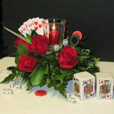 Casino Centerpiece, Casino Themed Centerpieces, Poker Wedding, Casino Christmas, Centrepiece Ideas, Themed Centerpieces, Casino Wedding, Vintage Centerpieces, Casino Decorations