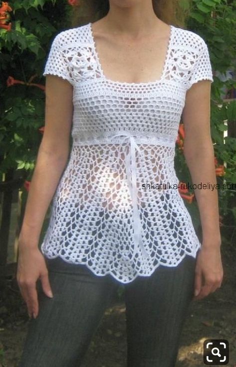 Háčkované Lemy, Beach Crochet, White Crochet Top, Black Crochet Dress, Mode Crochet, Crochet Ladies Tops, Crochet Tops Free Patterns, Crochet Summer Tops, Crochet Tunic