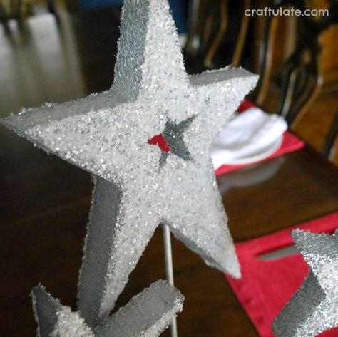 Star Centerpieces Diy, Star Centerpieces, Christmas Star Decorations, Star Ornaments, Mystery Dinner, Christmas Stars, Christmas Tree Star, Xmas Diy, Star Diy