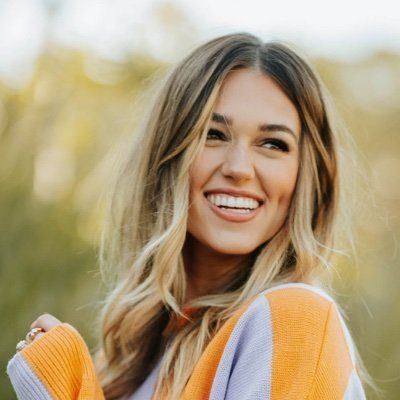 Sadie Robertson Hair, Sadie Robertson Outfits, Willie Robertson, Mark Ballas, Relationship With Jesus, Sadie Robertson, My Relationship, Hair Color And Cut, Reality Television