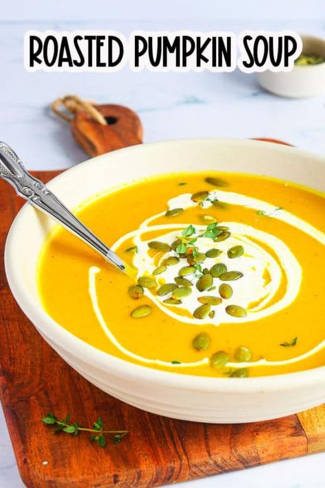 Soup Coconut Milk, Roasted Pumpkin Soup Recipe, Roasted Pumpkin Soup, Lunch Soup, Entree Ideas, Roast Pumpkin Soup, Creamy Pumpkin Soup, Soup Ideas, Fall Meal