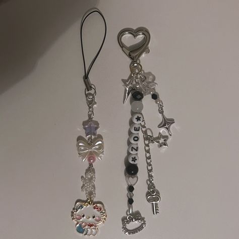 Black n white custom made keychain W/ freebie Kitty phone strap 🏷️ #jewelry #jewelrydesign #custom #keychain #beadedkeychain #hellokitty Halloween Beaded Keychains, Black And White Keychain, White Keychain, Halloween Beads, Phone Strap, Beaded Keychains, Custom Keychain, Black N White, Diy Accessories