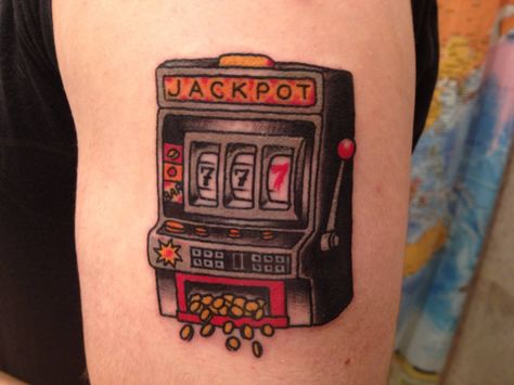 "Make your own luck" slot machine by Andy at Three Kings Tattoo in Brooklyn, NY - Imgur Slot Machine Tattoo, Three Kings Tattoo, Bandana Rajut, Kings Tattoo, Make Your Own Luck, See Tattoo, Omerta Tattoo, Tattoo Pictures, Machine Tattoo