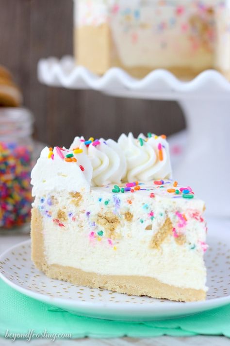 No-Bake Funfetti Mousse Pie - Beyond Frosting Cheesecake Birthday, Birthday Cake Cheesecake, Funfetti Cheesecake, Cake Batter Ice Cream, Torte Cupcake, Sugar Cookie Bars, Easy Sugar Cookies, Bake Cheesecake, New York Cheesecake