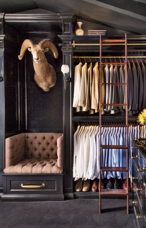 Wauw!! Turn Room Into Walk In Closet, Ideas Armario, Diy Walk In Closet, Butik Design, Dressing Room Closet, Men Closet, Closet Room, Dream Closets, Beautiful Storage