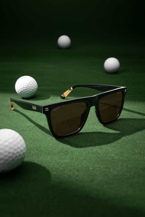 golf sunglasses Golfer Aesthetic, Golf Sunglasses, Pro Golfers, Classic Golf, Golf Fashion, Mens Golf, Golf, Sunglasses