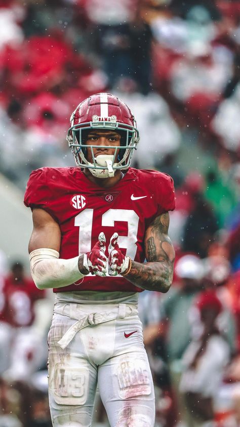 Alabama Football Wallpapers, College Football Wallpaper, Alabama Aesthetic, Football Aesthetics, Football Photoshoot, Alabama Crimson Tide Football Wallpaper, Sports Aesthetics, Alabama Basketball, Cool Football Pictures