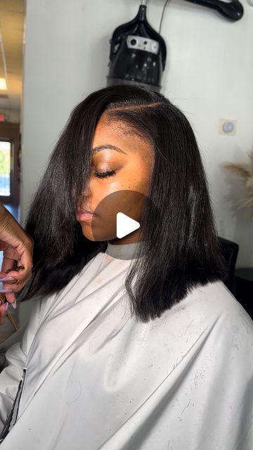 Shu’Carra Cotchery on Instagram: "Sew In Bob✨  #shudoesmyhair💜 #blewbyshu💨 #sewin #atlantasewins #extensionspecialists #sewinweave #traditionalsewin #ktipextensions #itiphairextensions #weftextensions #volumeweftextensions #tapeinextensions #microlinks #blowouts" Bob With Leave Out Sew Ins, Wet And Wavy Sew In Bob, Sow In Hairstyles, Sew In Hairstyles Bob, Blowout Sew In, Bob Weave Hairstyles Sew Ins, Bob Sew In Weave With Closure, Side Part Bob Weave Leave Out, 20 Inch Sew In