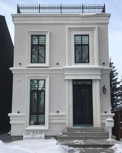 Tuscan Stoneworx Canada | Classic French Facade in a Winter Sleep • Design by @designtwogroup • Honed Cashmere White • Window & Door Casings & Cornices •… | Instagram Exterior Window Design, French Facade, Front Window Design, Modern Window Design, Neoclassical House, Cornice Design, Classic House Design, Modern Villa Design, White Window