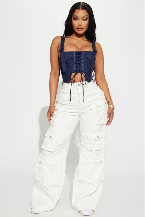 Rate This Cargo pants outfit From ⭐1~10. SAVE & FOLLOW i will update everyweek. Cargo Outfits, Sportswear Outfits, White Corset Top, Corset Outfit, Girls Dress Outfits, Ready Set Go, Fashion Nova Outfits, Cargo Pants Outfit, Effortlessly Chic Outfits