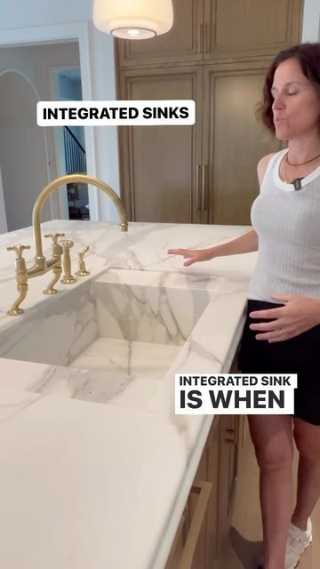 Erin Stetzer on Instagram: "Let’s talk about integrated sinks🚰 This one is made from calacatta borghini marble 🌟and has very well thought out design features 🧠 ✨ Shout out to @stonestorehouston for all their hard work 🎉 Design: @studiomcgee Architect: @reagan_andre_architecture Builder: @stetzerbuilders Want to talk with Erin about YOUR project? For homeowners and builders, whether you are looking for input on a current project or thinking about building or remodeling a home, Erin and her tea Calacatta Borghini Marble, Borghini Marble, Calacatta Borghini, South Street, Hanging Cabinet, Kitchen Marble, Work Design, Very Well, Kitchen Inspirations