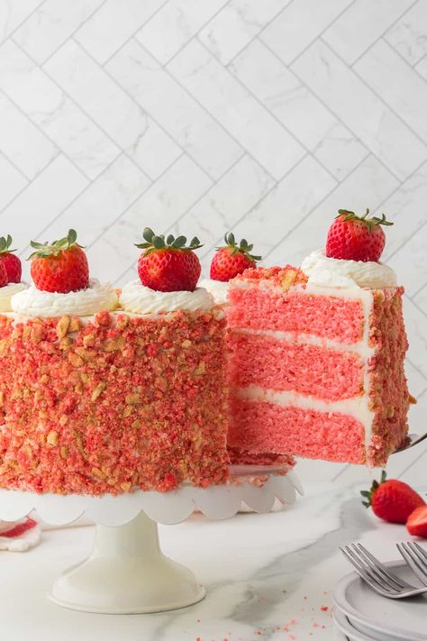 Strawberry Crunch Cake Recipe, Good Humor Strawberry Shortcake, Strawberry Ice Cream Bar, Strawberry Shortcake Ice Cream Bars, Strawberry Shortcake Birthday Cake, Crunch Cake Recipe, Strawberry Crunch Cake, Homemade Strawberry Cake, Strawberry Shortcake Ice Cream