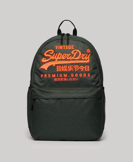 Bring the classic Superdry feel to your adventures with the Heritage Montana backpack. The accessory staple of the season to complete your day-to-day chic style. Designed with compartments to keep your valuables safe and padded adjustable straps for comfort, this backpack is the perfect companion for whatever the day has in store for you. Classic hiking-inspired design 18 litre approximate capacity Top grab handle Main zipped compartment Zipped lower compartment Two side pockets Padded and venti Superdry Bags, Backpacks For Women, Superdry Mens, Bags Backpacks, Canvas Bag, Laptop Sleeves, Patch Logo, Montana, Chic Style