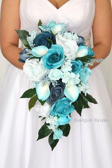 Tiffany Blue Wedding Bouquet, Turquoise Wedding Bouquet Rustic, Aqua Flower Bouquet, Cyan Blue Wedding Theme, Teal And White Wedding Theme, Light Teal Wedding Colors, Turquoise Flower Bouquet, Ocean Blue Wedding Theme, Silver And Turquoise Wedding