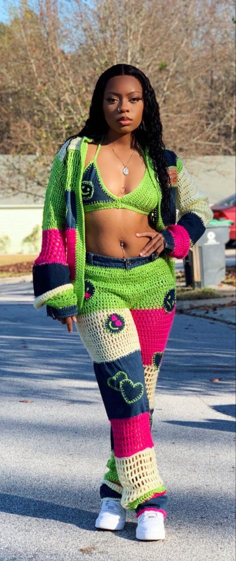 Unique Crochet Outfits, Island Tour Outfit, Crotchet Outfits Set, Crochet Outfit Inspiration, Plus Size Crochet Outfit, Crochet Baddie Outfits, How To Crochet Clothes, Baddie Crochet, Crotchet Outfits Aesthetic