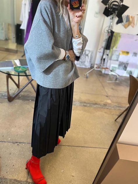 Tibi Amy Smilovic, Amy Smilovic Style, Creative Pragmatist, Amy Smilovic, Sunday Clothes, Oversize Style, The Reflection, Makeup Application, Mean It