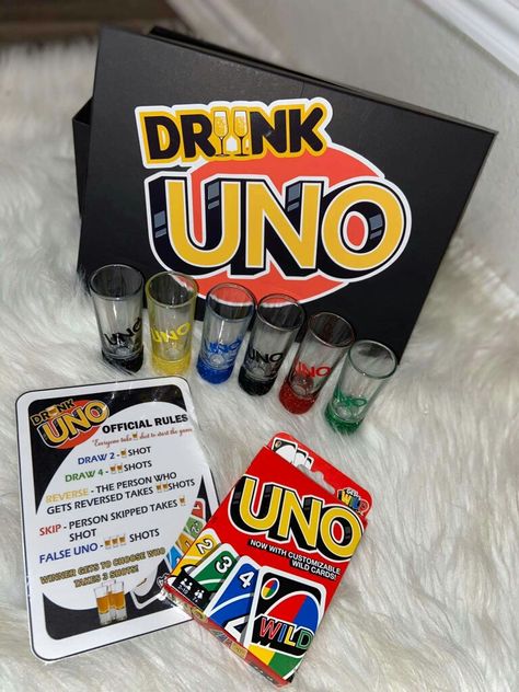 Bestie Games, Uno Drinking Game, Tipsy Land, College Gadgets, Bartending Basics, Drunk Games, Alcohol Games, Diy Party Games, Fun Drinking Games