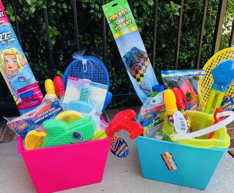 DIY Summer Fun Baskets from Dollar Tree - Glitter On A Dime Summer Gift Basket Ideas For Kids, Beach Easter Basket For Kids, Summer Fun Raffle Basket, Summer Baskets For Kids, Kids Summer Basket, Summer Fun Basket Ideas, Summer Gift Baskets For Kids, Summer Basket For Kids, Summer Easter Basket Ideas