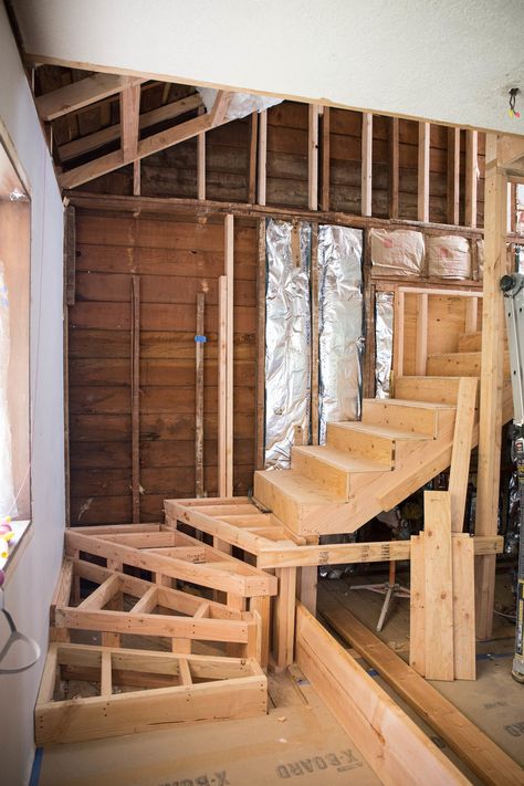 Under Stairs Bathroom, Under Stairs Space, Small Space Staircase, Under Stairs Storage Ideas, Stairs Storage Ideas, Winder Stairs, Stairs Bathroom, Basement Staircase, Under Stairs Storage