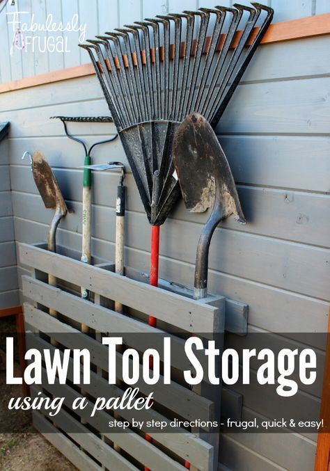 Rifacimento Garage, Shed Organisation, Lawn Tool Storage, Do It Yourself Garage, Z Palette, Shed Organization, Backyard Storage, Lawn Tools, Garage Organize