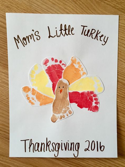 DIY Thanksgiving footprint art crafts. Remember baby's first (or any)  thanksgiving with these keepsakes. First Thanksgiving Crafts, Thanksgiving Footprint Art, Baby Footprint Crafts, Baby Art Crafts, Thanksgiving Crafts For Toddlers, Thanksgiving Crafts Preschool, Easy Thanksgiving Crafts, November Crafts, Baby Art Projects