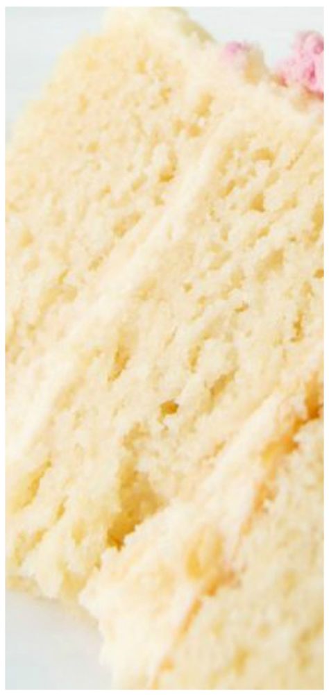 Vanilla Cake Recipe Fluffy, Very Vanilla Cake, Vanilla Cake Sourcream, Vanilla Cake With Vanilla Frosting, Light And Fluffy Vanilla Cake Recipe, Vanilla Bakery Cake, Homemade French Vanilla Cake, Cake For Birthday Recipes, How To Make Vanilla Cake From Scratch