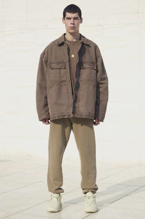 YEEZY season 6 Yeezy Season 1, Yeezy Collection, Yeezy Season 6, Kanye West Style, Yeezy Fashion, Yeezy Outfit, Yeezy Season, Mens Fashion Streetwear, Street Style Winter