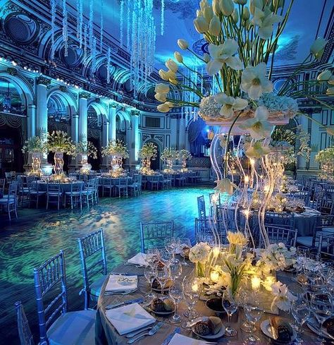 Underwater wedding decor Little Mermaid Wedding, Wedding Reception Lighting, Flowers And Candles, مركز ثقافي, Decoration Evenementielle, Sea Wedding, Blue Wedding Inspiration, Blue Lighting, 카페 인테리어 디자인