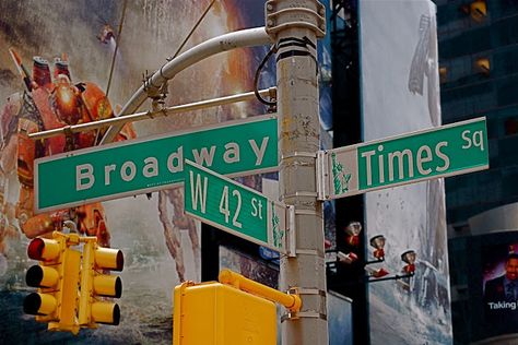 The Pioneer/Honeymoon Trail: Times Square (Day 24) Broadway Street, City Sketch, River Basin, 42nd Street, New Year 2018, Madame Tussauds, Road Sign, Colorado River, Manhattan New York