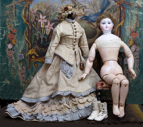 20" (51cm) ANTIQUE FRENCH EARLY FASHION DOLL BY LEON CASIMIR BRU WITH ORIGINAL DEPOSED WOODEN BODY, ORIGINAL GOWN Antique dolls at Respectfulbear.com White Leather Boots, Antique Doll Dress, China Head Doll, German Fashion, Antique Fashion, French Dolls, German Dolls, Old Dolls, Bisque Doll