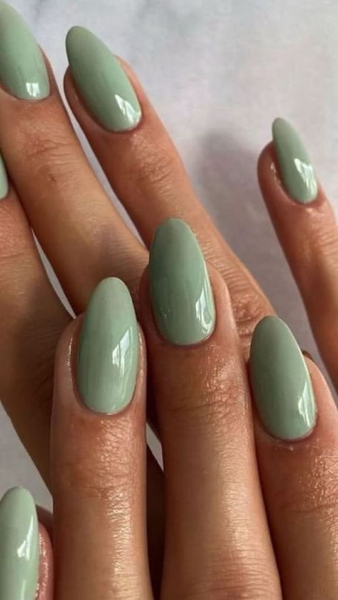 Spring Nails 2024 Trends Are in Full Bloom | STOLEN INSPIRATION | New Zealand Fashion Blog | Bloglovin’ Mint Nails, April Nails, Festive Nail Art, Solid Color Nails, Plain Nails, Red Nail Designs, Festival Nails, Summer Nails Colors, Outfit Trends