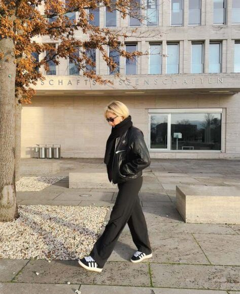 Adidas 00s Campus, Ootd Campus, Black Campus, Adidas Aesthetic, Campus 00s Shoes, 00s Shoes, Outfit Campus, Campus Adidas, Looks Adidas