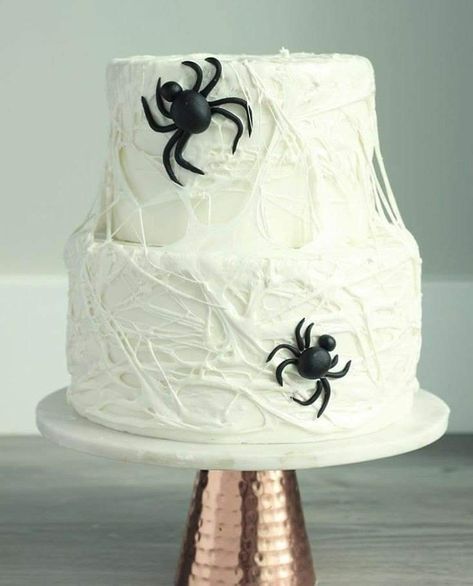 Marshmallow Spider Web, Spider Web Cake, Candy Corn Cake, Baking With Blondie, Halloween Cake Decorating, Real Spiders, Bistro Lights, Halloween Candy Corn, Halloween Cake