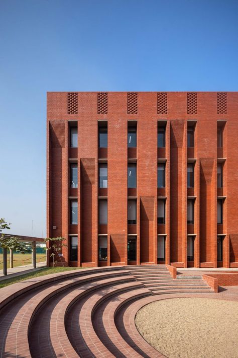 Shading Device, Building Skin, Master Thesis, Aga Khan, Brick Decor, Facade Architecture Design, Small Courtyards, Khan Academy, Brick Architecture