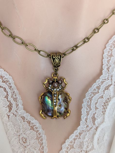 Scarab Beetle Necklace, Scarab Symbolism, Iridescent Insect, Beetle Jewelry, Scarab Necklace, Beetle Necklace, Helaena Targaryen, Scarab Pendant, Insect Necklace