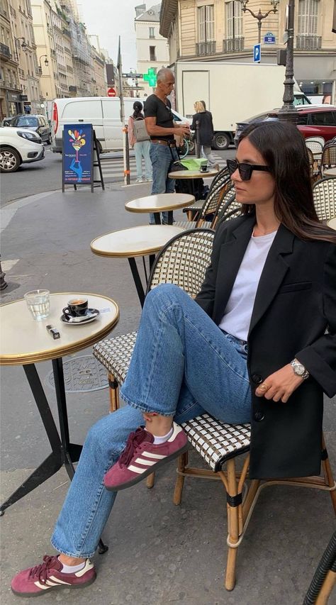 The Trending Trainer Colour Celebs, French Women and Fashion Editors Are Suddenly Into Burgundy Sneakers Outfit, Adidas Gazelle Outfit, Looks Adidas, Burgundy Sneakers, Maroon Outfit, Adidas Samba Outfit, Trainers Outfit, Adidas Outfit Shoes, Red Trainers