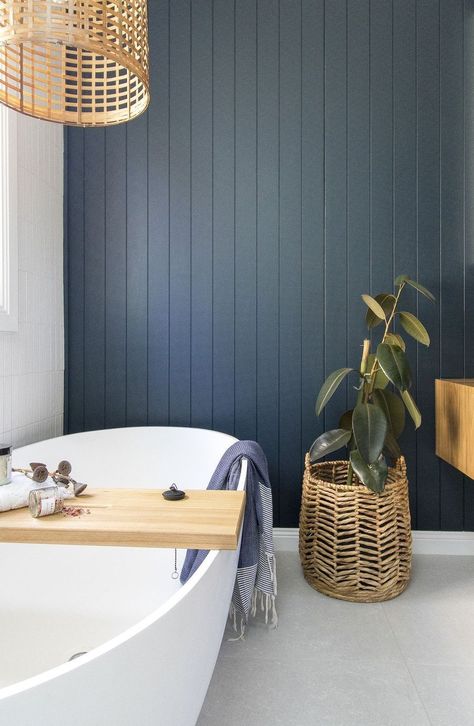 Coastal Bathroom with Navy Accent Wall via Anna from Moore Creative Coastal Style Bathroom, Modern Coastal Bathroom, Coastal Luxe, Luxe Bathroom, Bad Inspiration, Coastal Bathrooms, Blue Bathroom, Bathroom Layout, Laundry In Bathroom