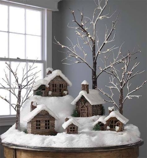 Amazing! Jul Diy, Putz House, Christmas Village Display, Christmas Decorations Living Room, Putz Houses, Diy Christmas Decorations Easy, Small Houses, Christmas Villages, Easy Christmas Diy