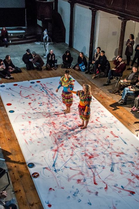 Contemporary Dance Performance, Live Painting Performance, Performance Art Ideas, Preformance Art, Performance Painting, Dance Artwork, Moving Art, Art Performance, Dancing Drawings