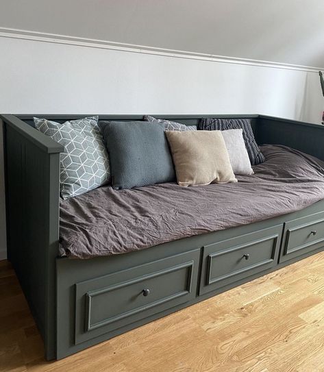 Ikea Hemnes Daybed Styling Living Room, Ikea Hemnes Daybed Hack, Hemnes Daybed Hack, Lit Hemnes Ikea, Daybed Makeover, Painted Wood Trim, Ikea Hemnes Daybed, Hemnes Daybed, Ikea Hemnes Bed