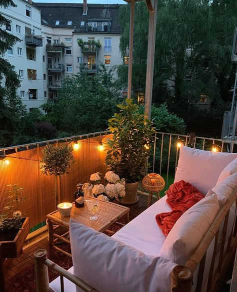 10 Beautiful Balcony Decor Tips - Make Your Balcony Cozy Patio Balcony Ideas, Small Apartment Balcony Ideas, Beautiful Balcony, Balcony Ideas Apartment Outdoor, Modern Balcony, Balcony Lighting, Balkon Design, Small Balcony Design, Porch And Balcony