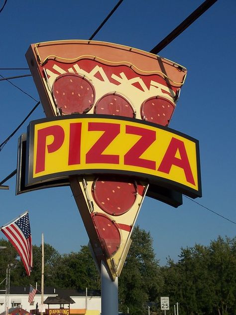 OH Geneva On The Lake - Pizza | Neon Pizza sign in Geneva On… | Flickr Geneva On The Lake Ohio, Neon Pizza, Geneva On The Lake, Pizza Sign, Pizza Store, Pizzeria Design, Pizza Branding, Pizza Logo, Pizza Art