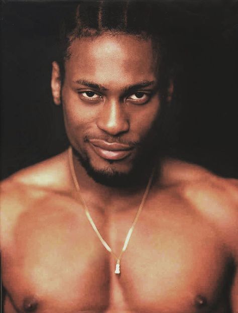 The Wrap-Up Magazine had to get it a little hot for the ladies. Rnb Singer D'Angelo has been featured this time in the top 5's. Michael ... D Angelo Singer, D Angelo, Bedroom Eyes, Neo Soul, Rap Artists, July 15, Body And Soul, Male Beauty, Black Is Beautiful