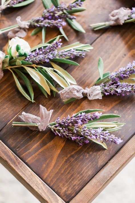 Herbal Wedding, Wedding Ideas October, Lavender Wedding Ideas, Lavender Boutonniere, Fun Wedding Ideas, Lavender Wedding Flowers, Wedding Boutonnieres, Blue Wedding Rings, Deco Champetre