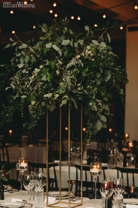 Cheap Wedding Table Centerpieces, Greenery Centerpiece, Tall Wedding Centerpieces, Foliage Wedding, Unique Wedding Flowers, Wedding Floral Centerpieces, Tall Centerpieces, Urban Wedding, Flower Centerpieces Wedding